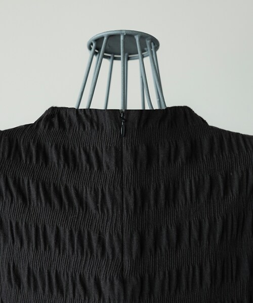 SIWEM（シウム）の「RUCHED SHORT SLEEVE TOPS（Tシャツ/カットソー・レディース・ブラック・F）」の9枚目の写真