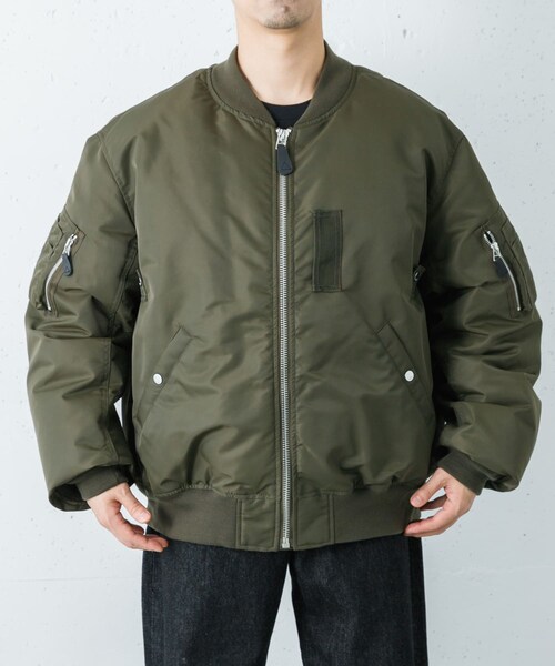 URBAN RESEARCH（アーバンリサーチ）の「phenix　JACKET TYPE P-0012（MA-1・メンズ・BLK/KHAKI・3/4）」の8枚目の写真