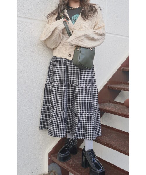 A.D.G(エーディージー)の「Cable Knit Loose Cardigan (off white)(カーディガン/ボレロ・レディース・ホワイト・FREE)」の3枚目の写真