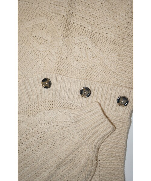 A.D.G(エーディージー)の「Cable Knit Loose Cardigan (off white)(カーディガン/ボレロ・レディース・ホワイト・FREE)」の7枚目の写真