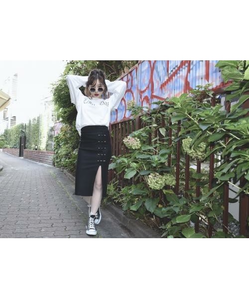 A.D.G（エーディージー）の「Pierce Design Slit Skirt（スカート・レディース・ブラック・FREE）」の4枚目の写真