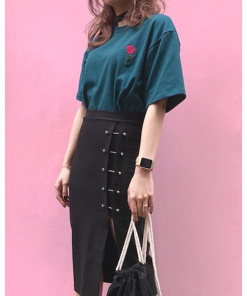 A.D.G（エーディージー）の「Pierce Design Slit Skirt（スカート・レディース・ブラック・FREE）」の5枚目の写真