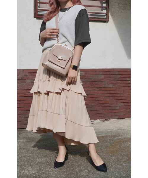 A.D.G（エーディージー）の「Purse Frame Pocket Shoulder Bag (beige)（ショルダーバッグ・レディース・ベージュ・FREE）」の4枚目の写真