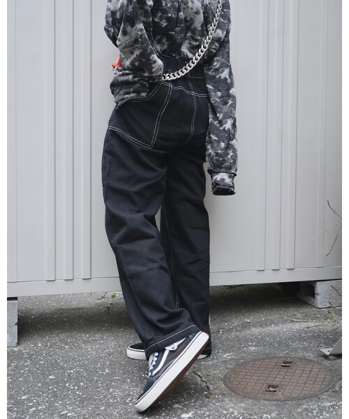 A.D.G（エーディージー）の「Back Pocket Design White Stitch Black Wide Pants（デニムパンツ・レディース・ブラック・FREE）」の3枚目の写真