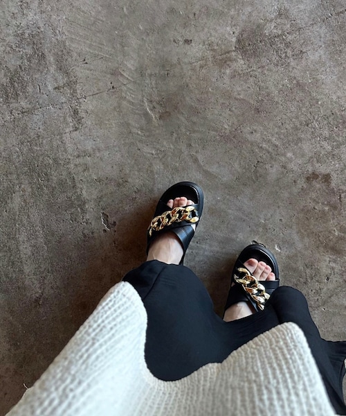 t a r o s u(タロス)の「platform chain sandals/フラットチェーン
