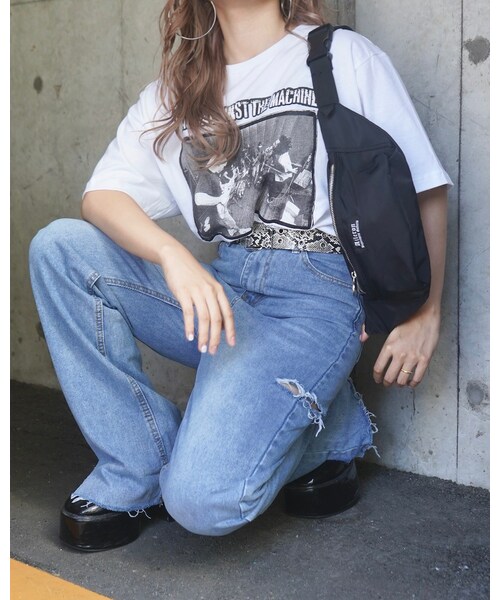 A.D.G（エーディージー）の「Point Cut High-waist Denim Pants (light blue)（デニムパンツ・レディース・ブルー・FREE）」の6枚目の写真