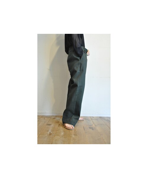 --（--）の「サスペンダーパンツ（その他パンツ・レディース・イエロー/グリーン/ホワイト/ブラック・one）」の4枚目の写真