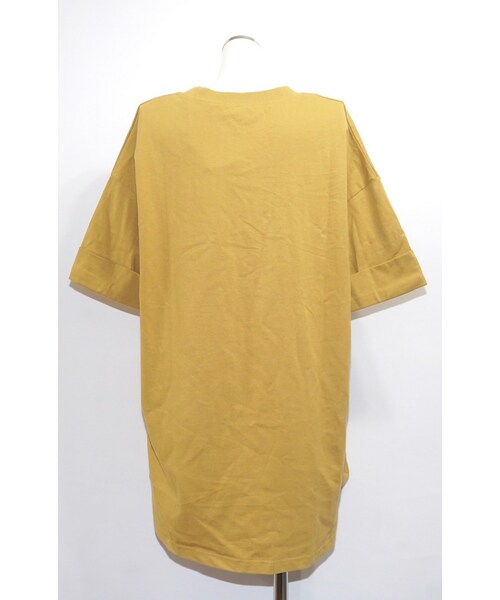 A.D.G（エーディージー）の「Oversized Roll-up Sleeve TEE (mustard yellow)（Tシャツ/カットソー・レディース・イエロー・FREE）」の7枚目の写真