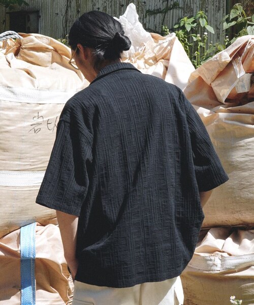 shiun（シウン）の「BULGARIAN PAJAMA SHIRT（シャツ/ブラウス・メンズ・ブラック・XS/S/M）」の5枚目の写真