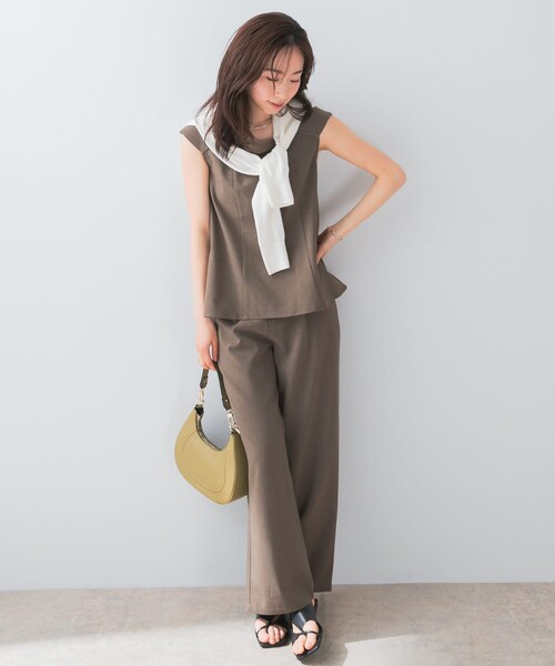 URBAN RESEARCH ROSSO(アーバンリサーチロッソ)の「『UR TECH DRYLUXE』F by ROSSO フレンチブラウス+ワイドパンツ(セットアップ・レディース・MOCHA/BEIGE/BLACK・36/38)」の20枚目の写真