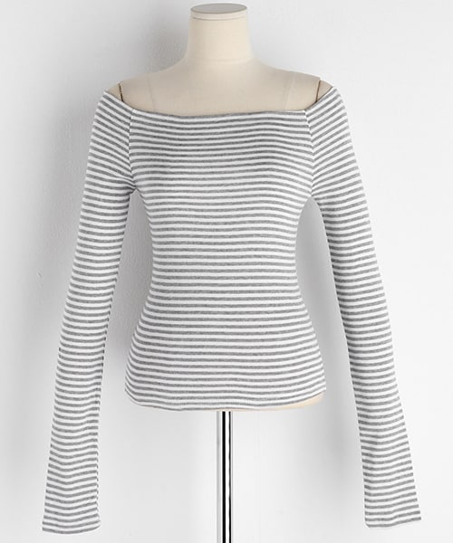 DHOLIC(ディーホリック)の「オフショルダーボーダーTシャツ(Tシャツ/カットソー・レディース・ブラック/グレー・FREE)」の2枚目の写真