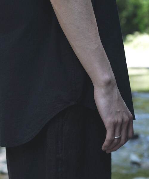 shiun(シウン)の「SKIPPER SHORT SLEEVE SHIRT(シャツ/ブラウス・メンズ・ブラック・XS/S/M)」の7枚目の写真
