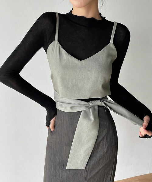 DHOLIC(ディーホリック)の「2WAYリボンVネックビスチェ(その他トップス・レディース・グレー/ベージュ/ブラック・FREE)」の1枚目の写真