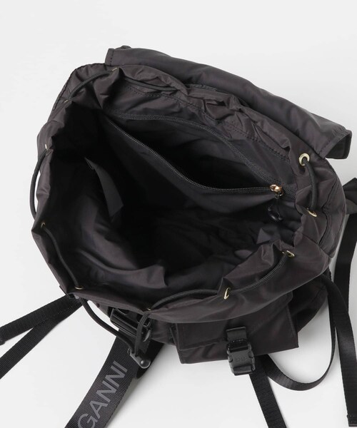 URBAN RESEARCH（アーバンリサーチ）の「GANNI　Recycled Tech Backpack（バックパック/リュック・レディース・Black・-）」の13枚目の写真
