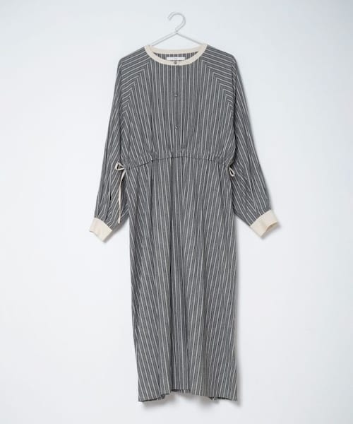Crisp（クリスプ）の「ウエストフリルストライプワンピース[c2R3347]（ワンピース・レディース・ブラック/グリーン/ネイビー・FREE）」の4枚目の写真