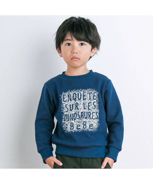 BeBe（ベベ）の「ロゴ刺しゅうトレーナー(90~150cm)（スウェット・キッズ・ブルー/グレー・110）」の1枚目の写真