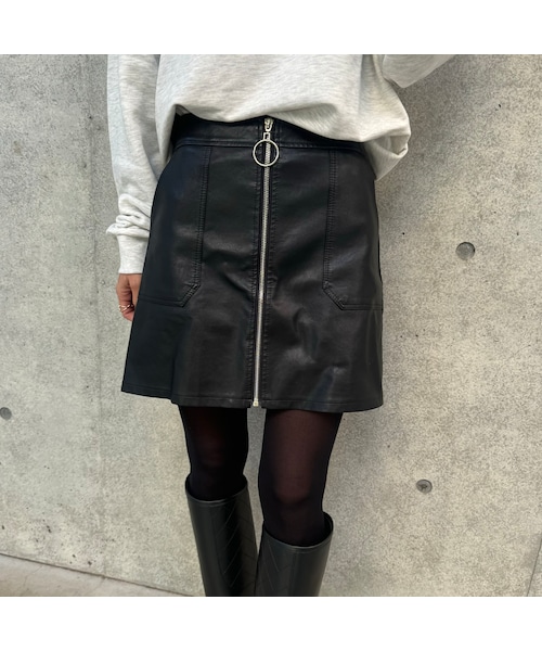 copine(コピン)の「フェイクレザースカート(スカート・レディース・ブラック・ワンサイズ)」の1枚目の写真