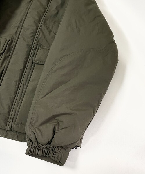 Leyline（レイライン）の「C/M stand neck jkt（ナイロンジャケット・レディース・ブラック/ブラウン/グリーン・M/L/XL）」の11枚目の写真