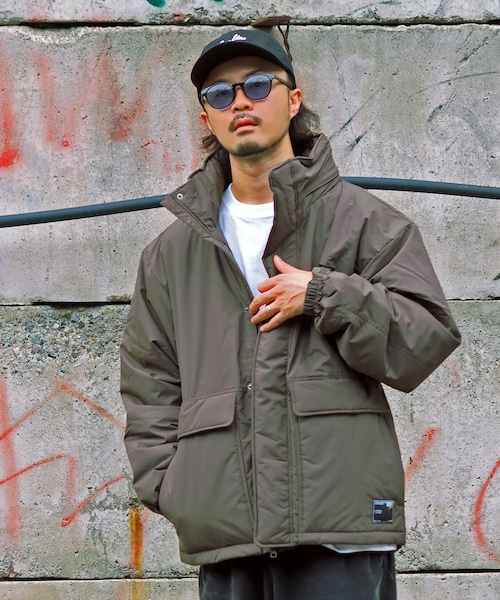 Leyline（レイライン）の「C/M stand neck jkt（ナイロンジャケット・レディース・ブラック/ブラウン/グリーン・M/L/XL）」の12枚目の写真