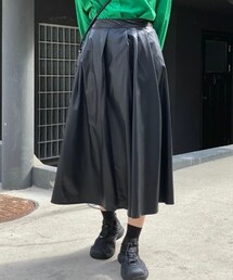 DHOLIC（ディーホリック）の「エコレザーフレアスカート（スカート・レディース）」