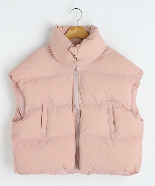 DHOLIC(ディーホリック)の「ハイネックウェルロンベスト(ダウンベスト・レディース・ピンク/アイボリー/ベージュ/キャメル・FREE)」の4枚目の写真