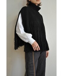 -- | フリンジニットケープ(ポンチョ)