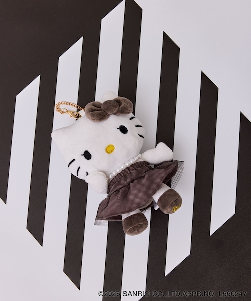 VIS（ビス）の「【HELLO KITTY×VIS】ぬいぐるみチャーム（キーホルダー・レディース・オフホワイト・F）」の3枚目の写真
