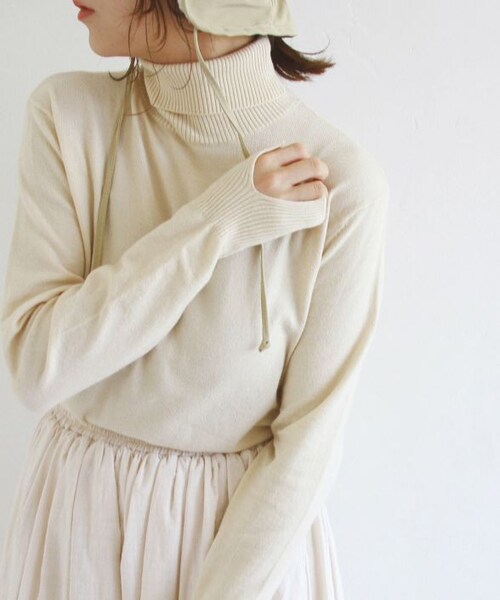 Crisp（クリスプ）の「タートルスリットスリーブニット[c1R3346]（ニット/セーター・レディース・グレー/アイボリー/イエロー・FREE）」の2枚目の写真