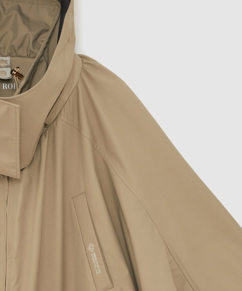 ROPE'(ロペ)の「【Mizuno for ROPE'】ライナー付き ギャザーマウンテンパーカー(マウンテンパーカー・レディース・ブラック/ベージュ・36/38)」の8枚目の写真