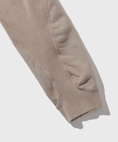 ADAM ET ROPE'(アダムエロペ)の「【NVRFRGT/ネヴァーフォーゲット】PANELED ZIP UP HOODIE(パーカー・メンズ・キナリ/ネイビー・1/2)」の15枚目の写真