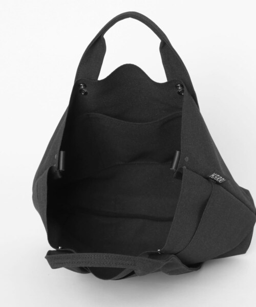 URBAN RESEARCH(アーバンリサーチ)の「KARRI AMIACALVA 2 WAYT TOTE M(トートバッグ・メンズ・GRAY/BLACK・Free)」の7枚目の写真