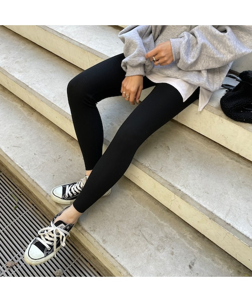 copine（コピン）の「リブレギンスパンツ（2color）（レギンス/スパッツ・レディース・グリーン/ブラック・ワンサイズ）」の2枚目の写真