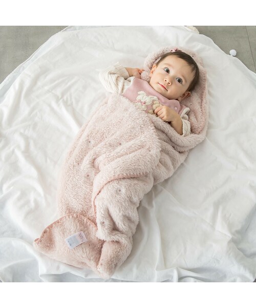 SLAP SLIP BABY(スラップスリップベビー)の「【お揃い】恐竜お花刺しゅう総柄おくるみベビー(おくるみ・キッズ・ホワイト/ピンク・ワンサイズ)」の2枚目の写真