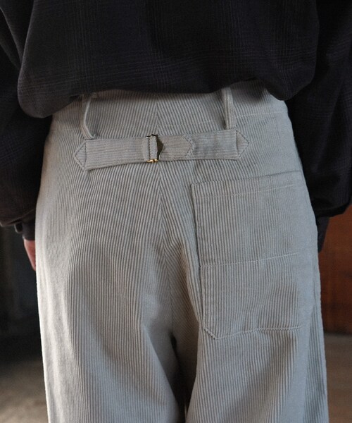 shiun（シウン）の「CORDUROY TROUSERS（その他パンツ・メンズ・ホワイト・XS/S/M）」の10枚目の写真