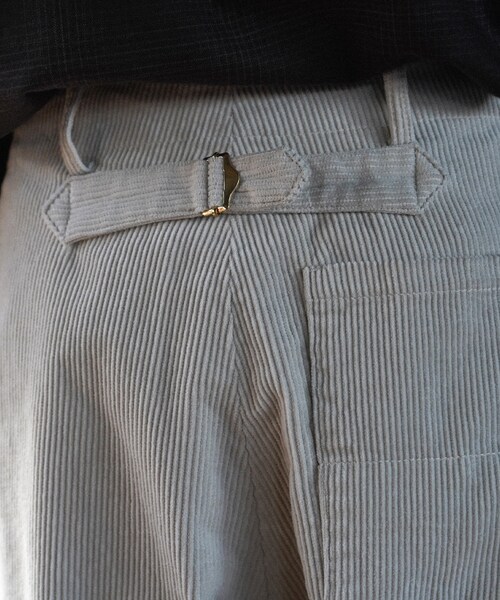 shiun（シウン）の「CORDUROY TROUSERS（その他パンツ・メンズ・ホワイト・XS/S/M）」の11枚目の写真