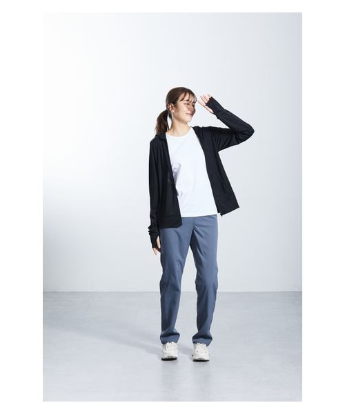 nissen（ニッセン）の「高身長【読者モデルと一緒に作りました】トールさん設計接触冷感UVカット指穴付パーカー（パーカー・レディース・オフホワイト/黒/モカベージュ/ラベンダー・MTT/LTT/LLTT/3LTT/4LTT/5LTT）」の2枚目の写真