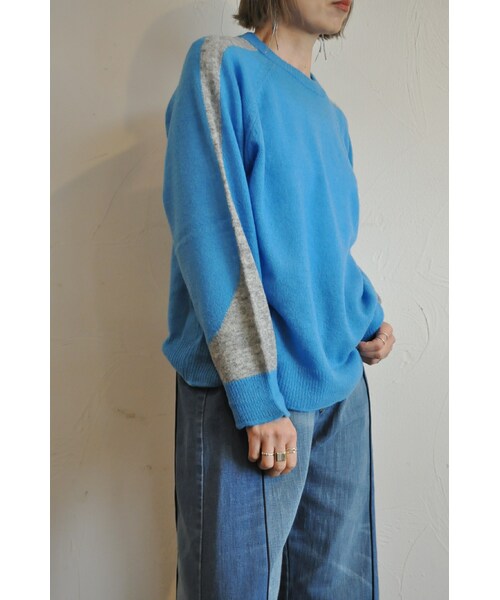 --（--）の「ラインプルオーバー（ニット/セーター・レディース・ベージュ/レッド/ブルー・one）」の2枚目の写真