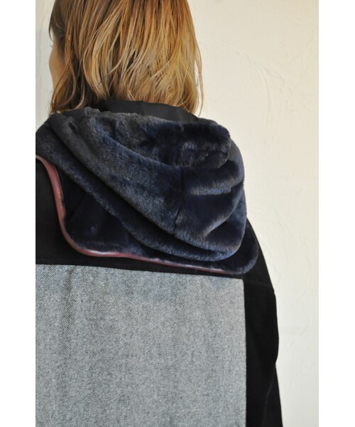 RehersalL(リハーズオール)の「ファーフードカラー(ネックウォーマー/スヌード・レディース・ベージュ/ブルー・one)」の2枚目の写真