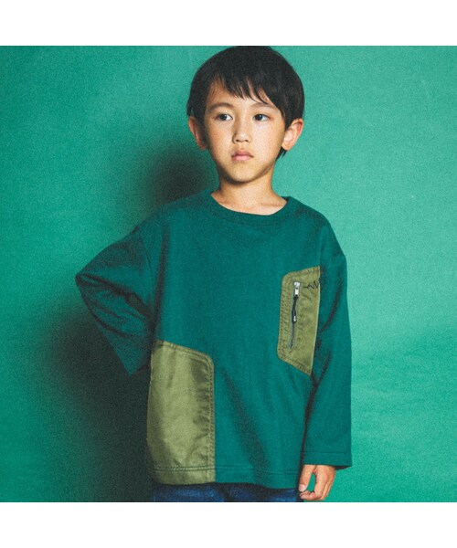 WASK（ワスク）の「ファスナー付きナイロンツイルポケットTシャツ(100~160cm)（Tシャツ/カットソー・キッズ・ホワイト/グリーン・110）」の2枚目の写真