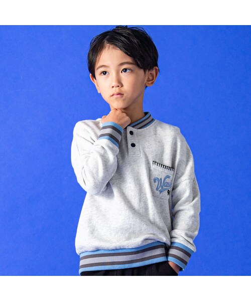 WASK(ワスク)の「ラインリブポケットトレーナー(100~160cm)(スウェット・キッズ・ブラック/グレー・110)」の2枚目の写真