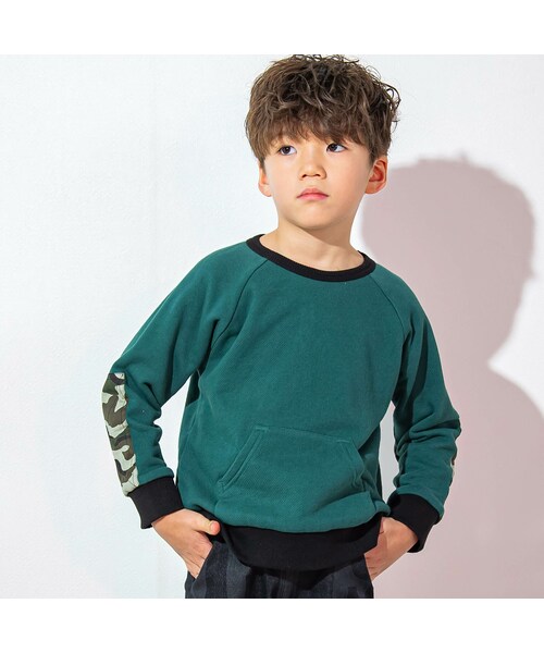 WASK（ワスク）の「迷彩パッチリバーシブルトレーナー(100~160cm)（スウェット・キッズ・ブルー/グリーン・110）」の2枚目の写真