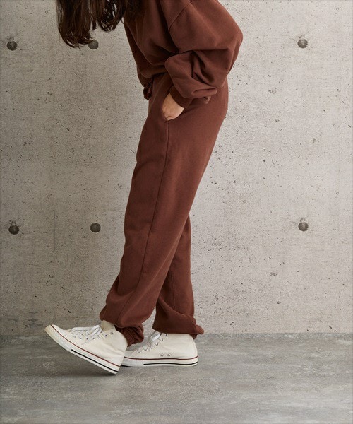 L.H.P(エルエイチピー)の「リラックス裏毛スウェットパンツ(スウェットパンツ・レディース・グレー/ブラック/ブラウン・S/M/L)」の3枚目の写真