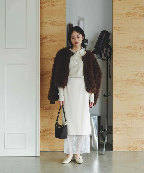 URBAN RESEARCH ROSSO（アーバンリサーチロッソ）の「THINK FUR　2Way Fur Knit Tops（ニット/セーター・レディース・Cream/Pink/Brown/Black・Free）」の21枚目の写真