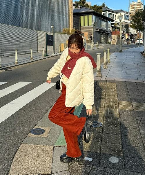 DHOLIC(ディーホリック)の「コーデュロイタックワイドパンツ・t288452(その他パンツ・レディース・ブラウン・S)」の1枚目の写真