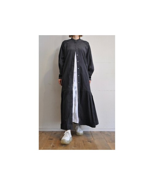 --（--）の「コーデュロイマキシワンピース（ワンピース・レディース・グリーン/ブラウン/グレー・one）」の2枚目の写真