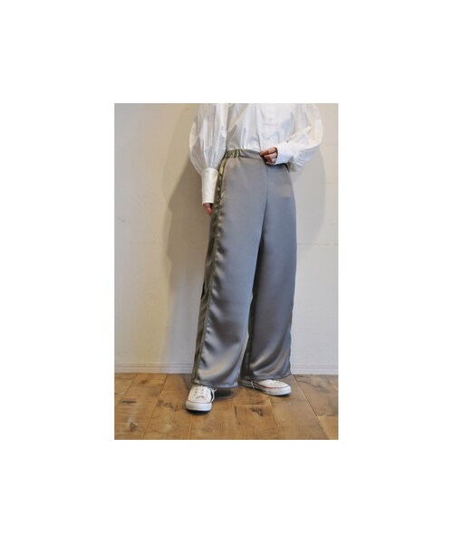 RehersalL（リハーズオール）の「ダブルサテンラインパンツ（その他パンツ・レディース・ホワイト/グリーン/ピンク/ブラック・one）」の3枚目の写真
