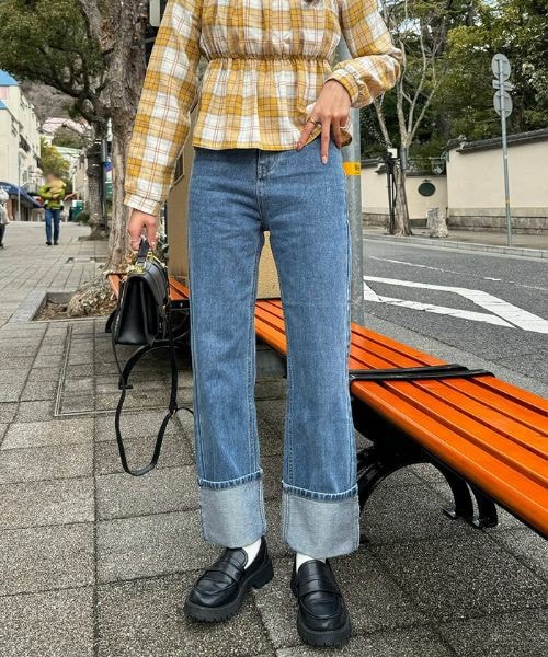DHOLIC（ディーホリック）の「ツーボタンインディゴデニムパンツ