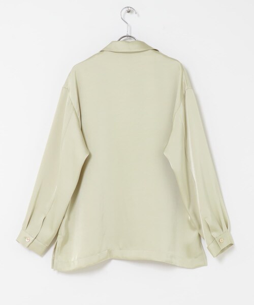 URBAN RESEARCH ROSSO（アーバンリサーチロッソ）の「オープンカラーヴィンテージシルキーサテンブラウス（シャツ/ブラウス・レディース・OFF/Y/BEIGE・Free）」の5枚目の写真