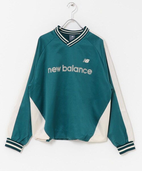URBAN RESEARCH DOORS(アーバンリサーチドアーズ)の「NEW BALANCE サテンウーブンプルオーバー(その他トップス・レディース・グリーン/リネン・M)」の2枚目の写真