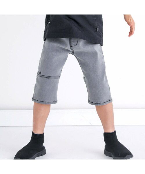 WASK(ワスク)の「6分丈ロゴ刺しゅうストレッチデニムパンツ(100~160cm)(その他パンツ・キッズ・ブルー/グレー・110cm)」の2枚目の写真